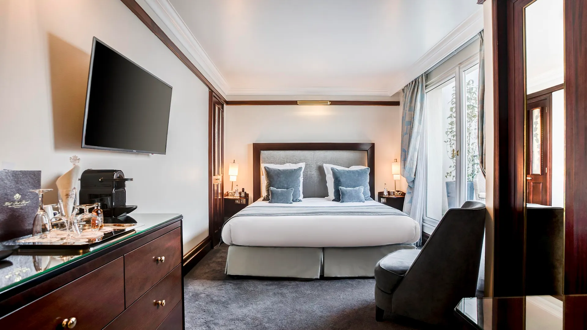 *****  Hotel Pont Royal פריז צרפת