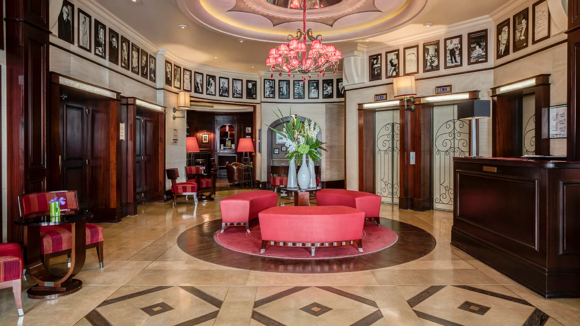 Hotel Pont Royal פריז