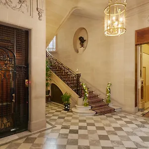 Hotel Raphael, Paryż