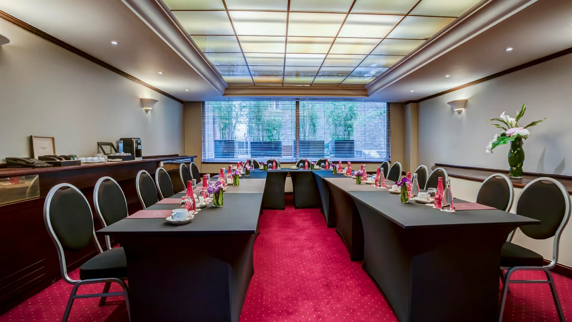 Hotel Pont Royal Paryż