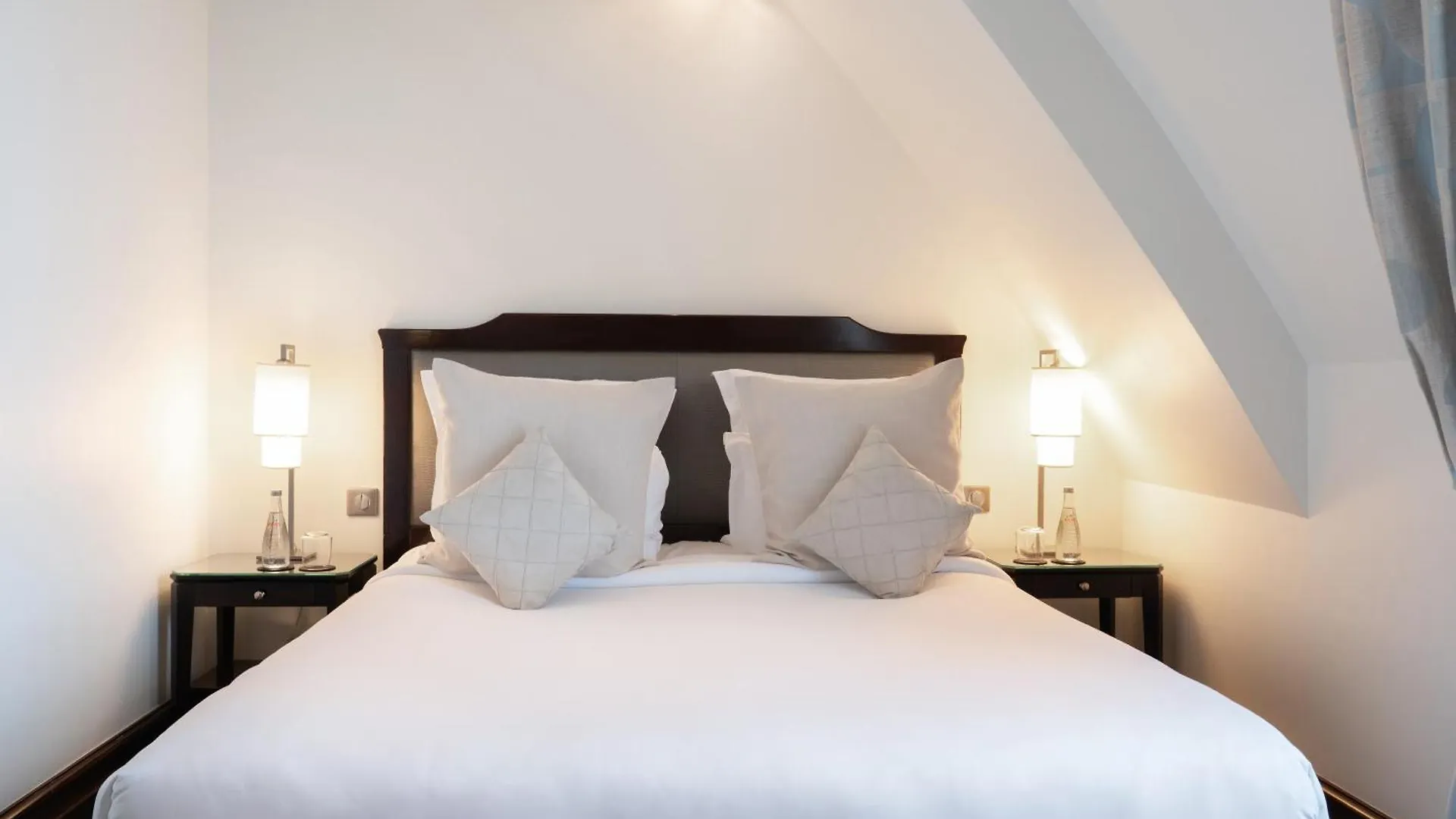 Hotel Pont Royal Paříž 5*,  Francie
