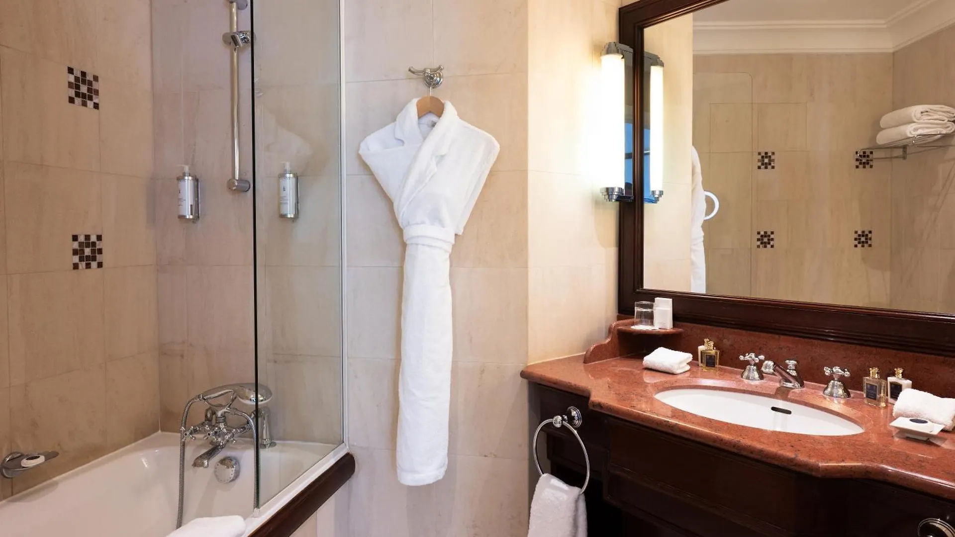 Hotel Pont Royal Paris 5*,  France