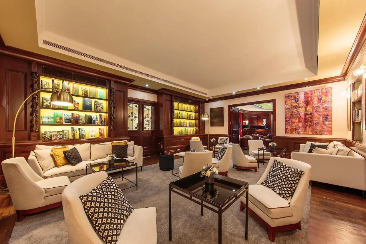 Hotel Pont Royal Paris 5*,