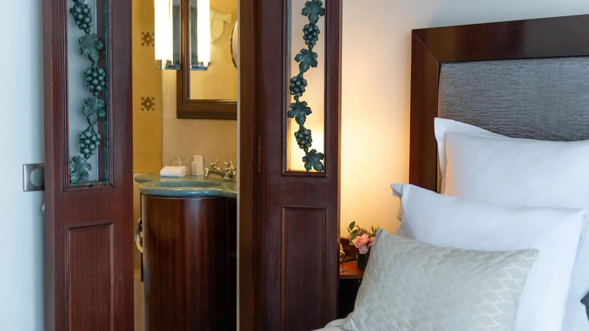 Hotel Pont Royal Paris